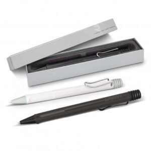 113793-0.jpg 113793 - Lamy Safari Pen