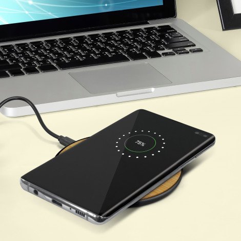 116765 - Bamboo 5W Wireless Charger