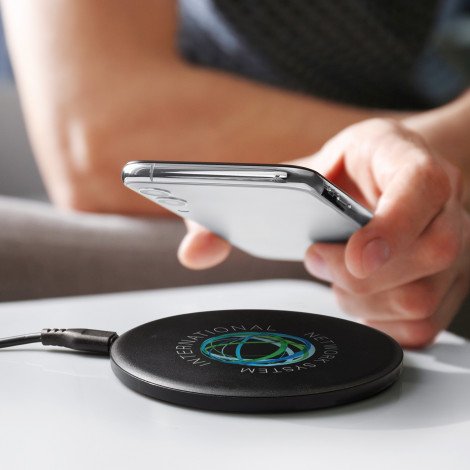 125556 - Energon Wireless Fast Charger