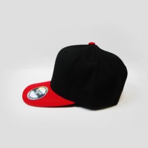 666tt-12-05_-_side.jpg Woolblend - Black/Red